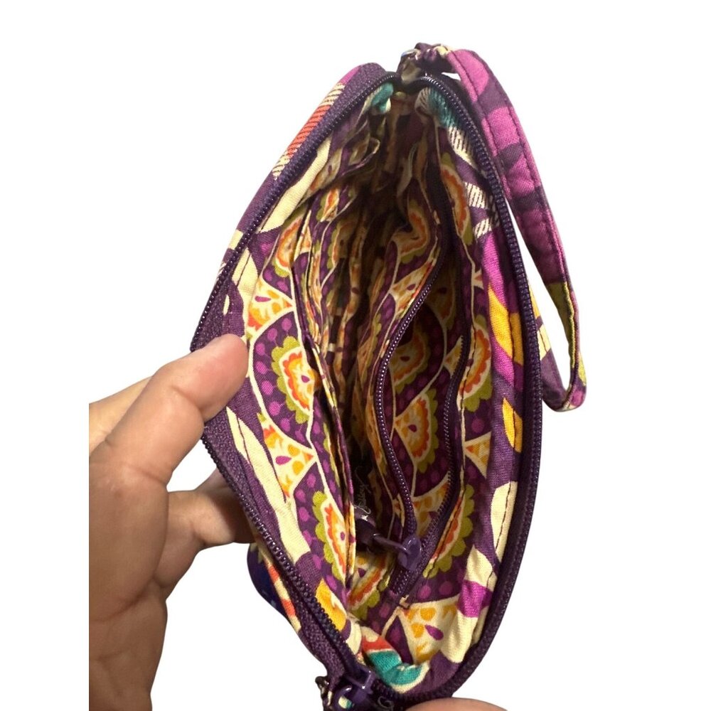 Vera Bradley Zip Wristlet Wallet In Floral Pattern With Detachable Strap & Multi - Picture 3 of 9